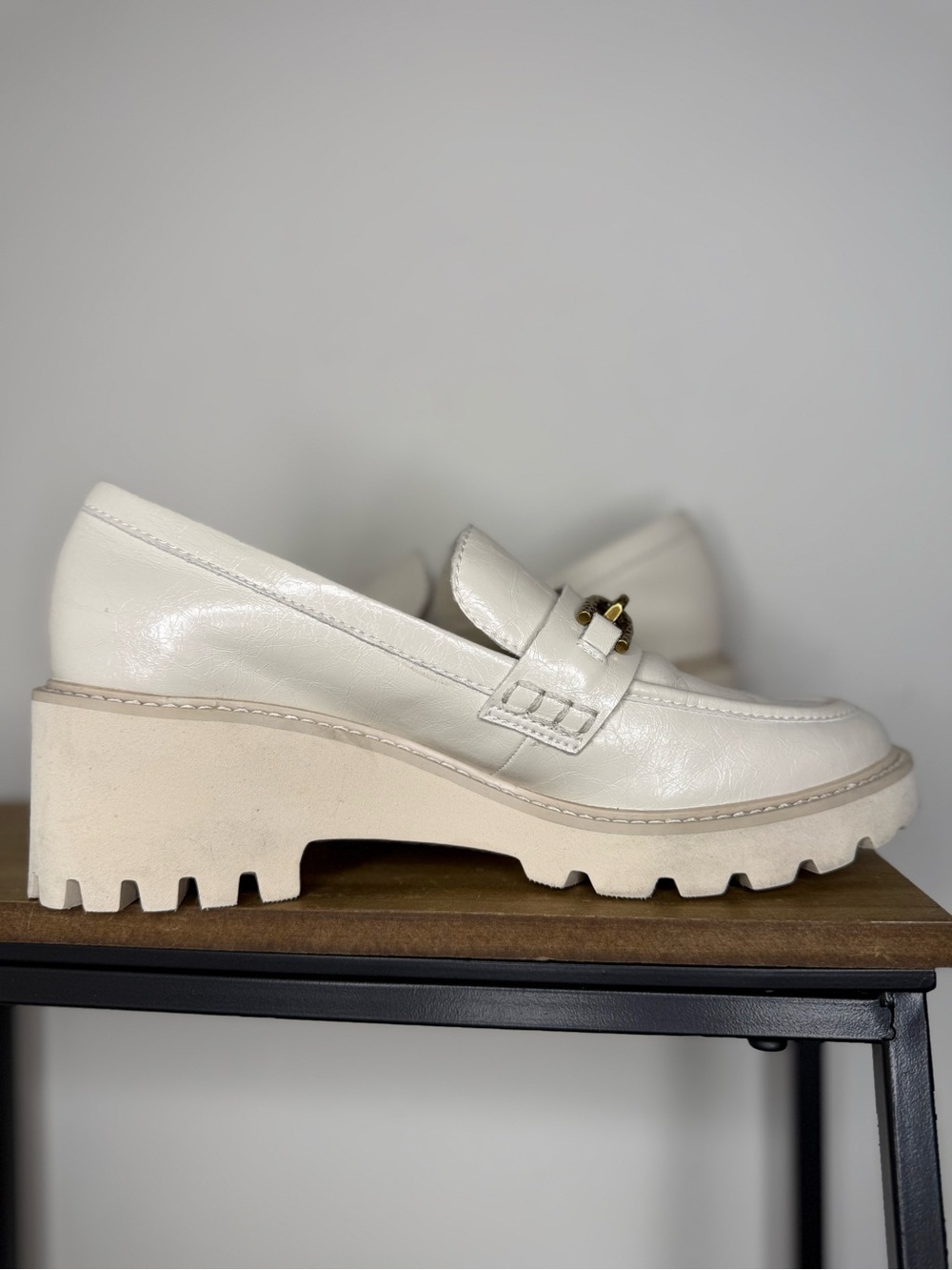 Dolce Vita Harlen platform loafers. - Picture 6 of 11